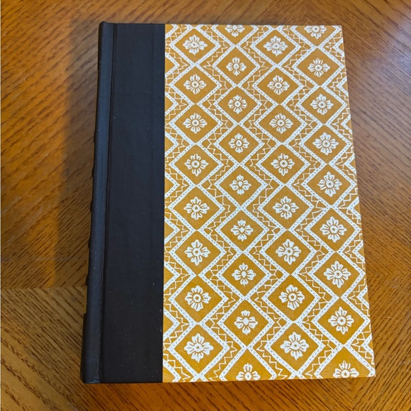 Vintage Readers Digest Patterned Hardcover Book - Picture 3 of 4